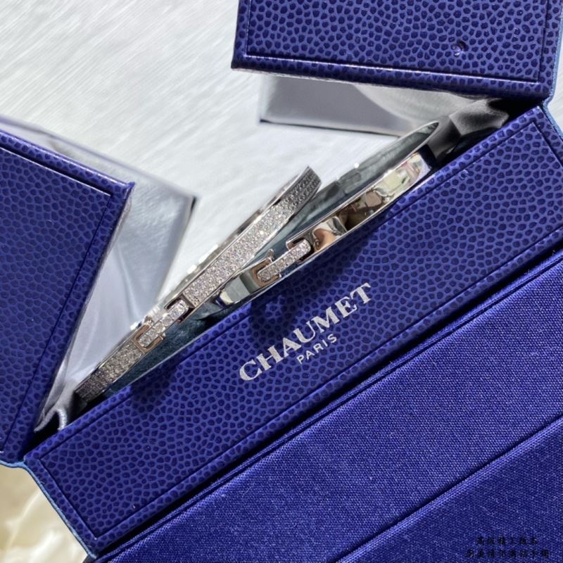 CHAUMET